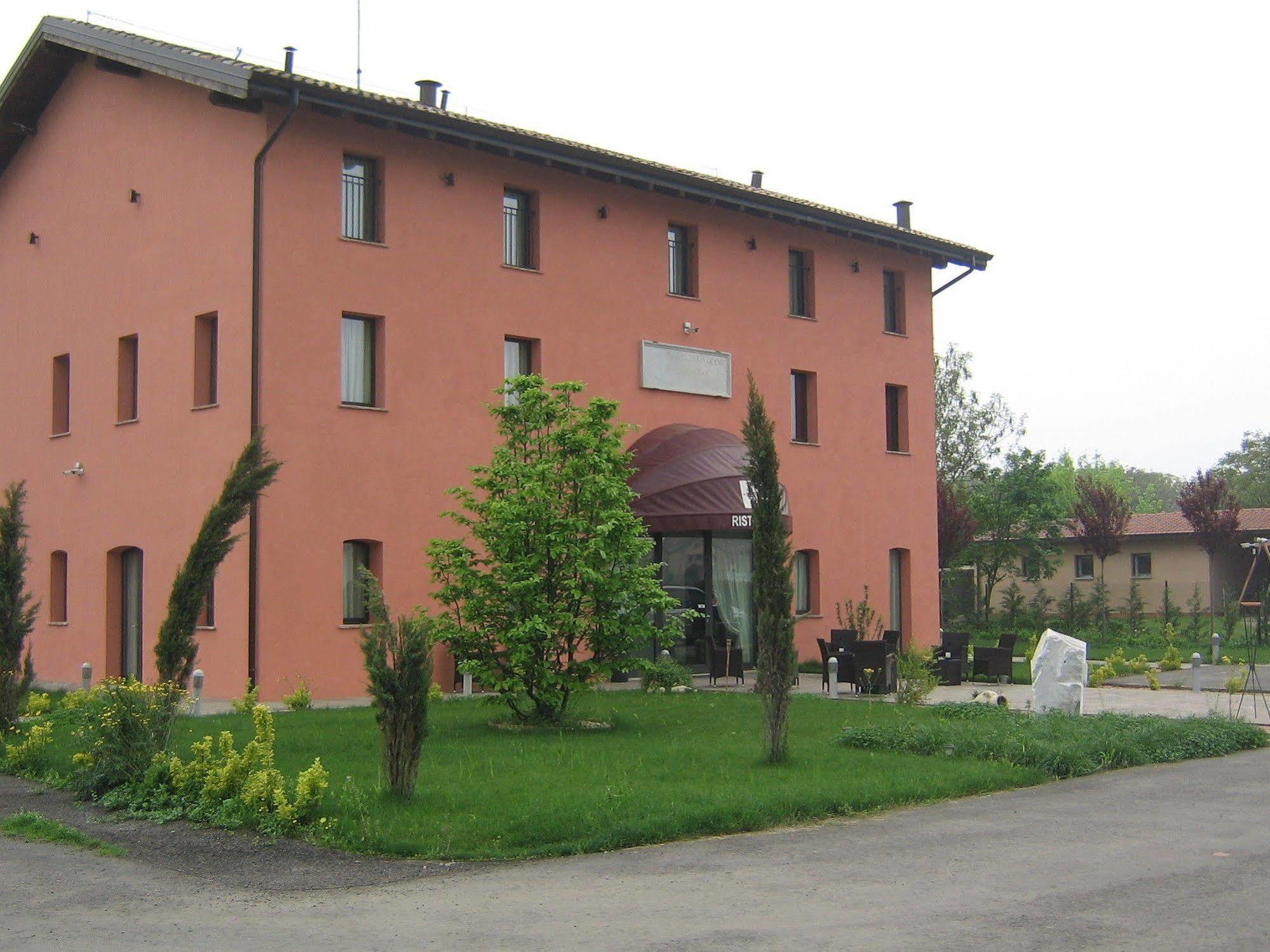 Hotel Hyknusa Reggio Emilia Exteriör bild